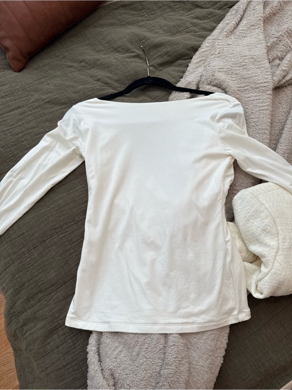 Abercrombie & Fitch White Cowl Back Long Sleeve Top